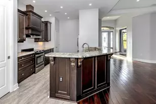 2107 Johannesberg Rd, North Port, FL 34288 - Photo 8