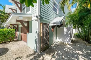 355 Calle Miramar, Sarasota, FL 34242 - Photo 4