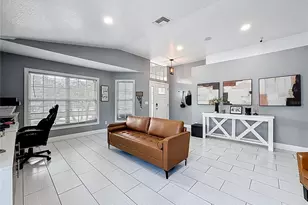 10406 Paragon Pl, Riverview, FL 33578 - Photo 8