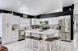 10406 Paragon Pl, Riverview, FL 33578 - Photo 2