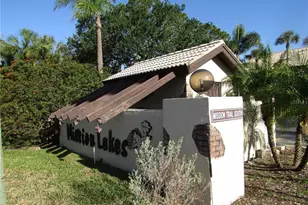 255 Mission Trail S, Venice, FL 34285 - Photo 2