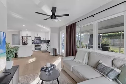 2242 Sunnyside Lane, Sarasota, FL 34239 - Photo 8