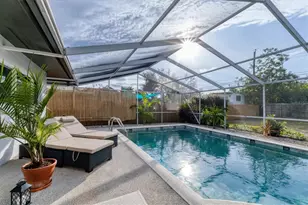 2242 Sunnyside Ln, Sarasota, FL 34239 - Photo 34