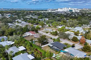 2242 Sunnyside Ln, Sarasota, FL 34239 - Photo 46