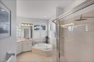 421 Pinewood Lake Dr, Venice, FL 34285 - Photo 40