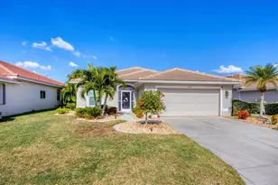 421 Pinewood Lake Dr, Venice, FL 34285 - Photo 6