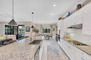 10805 Whisk Fern Dr, Venice, FL 34293 - Photo 30