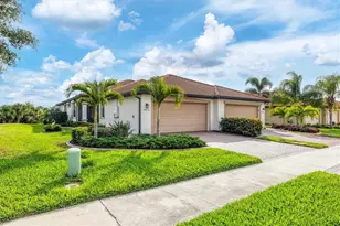 24012 Canterwood Wy, Venice, FL 34293 - Photo 2