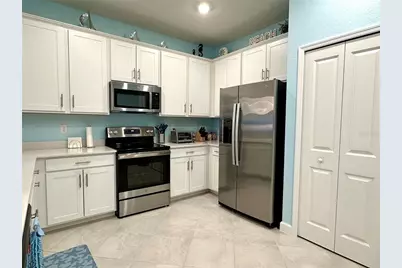 8752 Saint Kitts Circle, Englewood, FL 34224 - Photo 4