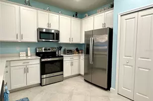 8752 St Kitts Cir, Englewood, FL 34224 - Photo 4