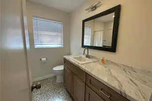 3145 Bellevue St, Sarasota, FL 34237 - Photo 12