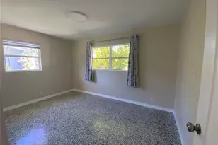 3145 Bellevue St, Sarasota, FL 34237 - Photo 10