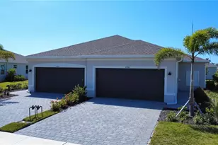 8746 St Kitts Cir, Englewood, FL 34224 - Photo 28