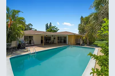 424 Baycrest Drive, Venice, FL 34285 - Photo 4