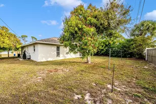 1127 S Venice Blvd, Venice, FL 34293 - Photo 40