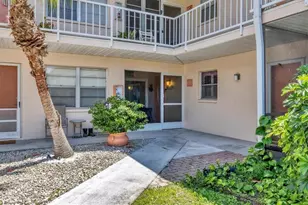 460 Base Ave E, Venice, FL 34285 - Photo 1