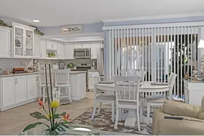 460 Base Avenue E #113, Venice, FL 34285 - Photo 22