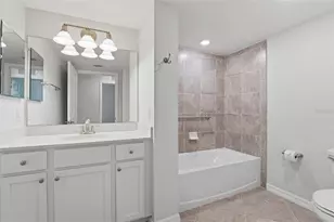 10792 Tarflower Dr, Venice, FL 34293 - Photo 32