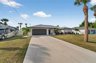 18214 Burkholder Cir, Port Charlotte, FL 33948 - Photo 2