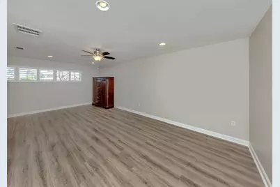 1243 Pine Needle Road, Venice, FL 34285 - Photo 20