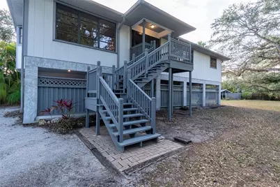 593 S Moon Drive, Venice, FL 34292 - Photo 1