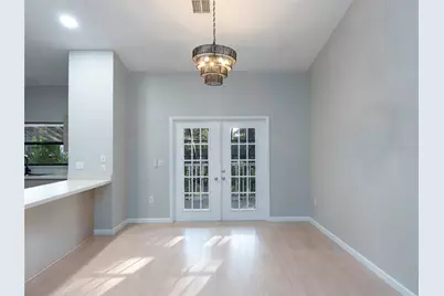 593 S Moon Drive, Venice, FL 34292 - Photo 12