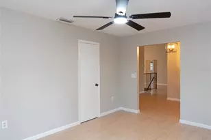 593 S Moon Dr, Venice, FL 34292 - Photo 38