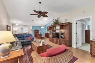 1823 Ashley Dr, Venice, FL 34292 - Photo 6