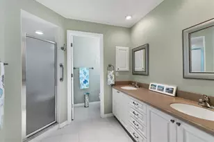 1823 Ashley Dr, Venice, FL 34292 - Photo 20