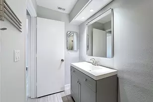 1614 Honey Ct, Venice, FL 34293 - Photo 42