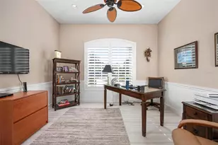 433 Tremingham Way, Venice, FL 34293 - Photo 16