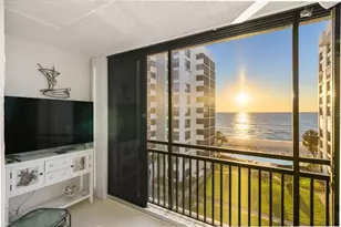 627 Alhambra Rd, Venice, FL 34285 - Photo 2