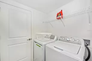 17775 Boracay Ct, Venice, FL 34293 - Photo 44