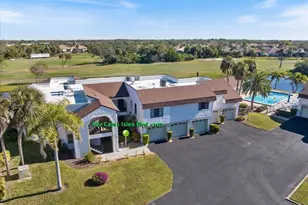 822 Capri Isles Blvd, Venice, FL 34292 - Photo 10