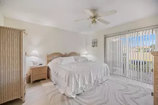 880 Bird Bay Dr W, Venice, FL 34285 - Photo 22