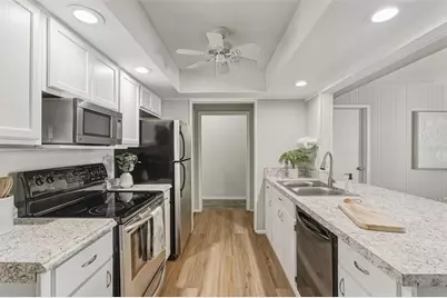 930 Royal Road, Venice, FL 34293 - Photo 14