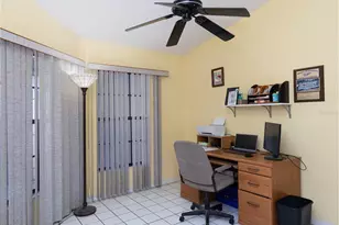 5974 San Michelle Dr, Sarasota, FL 34243 - Photo 10