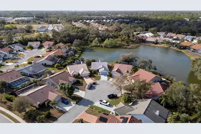 5974 San Michelle Drive, Sarasota, FL 34243 - Photo 4