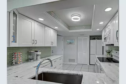 1657 Bal Harbour Drive #2, Venice, FL 34293 - Photo 18