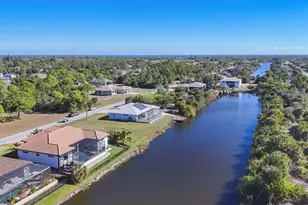 15504 Hennipen Cir, Port Charlotte, FL 33981 - Photo 32