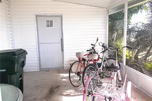 467 Boxwood Dr, Venice, FL 34285 - Photo 24