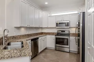19930 Benissimo Dr, Venice, FL 34293 - Photo 8