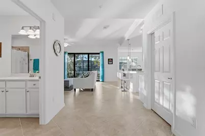 10054 Crooked Creek Drive #102, Venice, FL 34293 - Photo 2