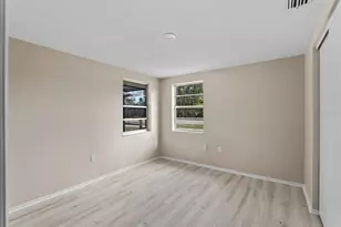 810 Texas St, Englewood, FL 34223 - Photo 12