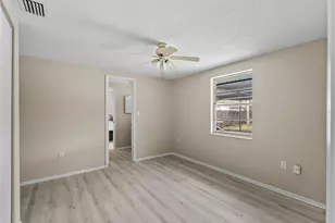 810 Texas St, Englewood, FL 34223 - Photo 16