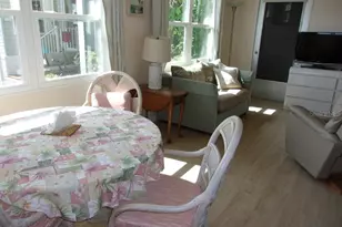 805 S Green Cir, Venice, FL 34285 - Photo 8