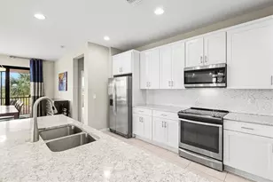 23516 Awabuki Dr, Venice, FL 34293 - Photo 4