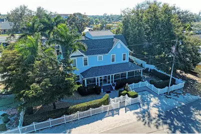 1315 15th Avenue W, Bradenton, FL 34205 - Photo 2