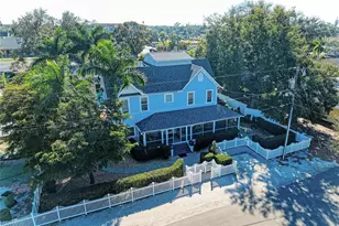 1315 15th Ave W, Bradenton, FL 34205 - Photo 2