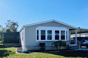 722 Watersedge St, Englewood, FL 34223 - Photo 2